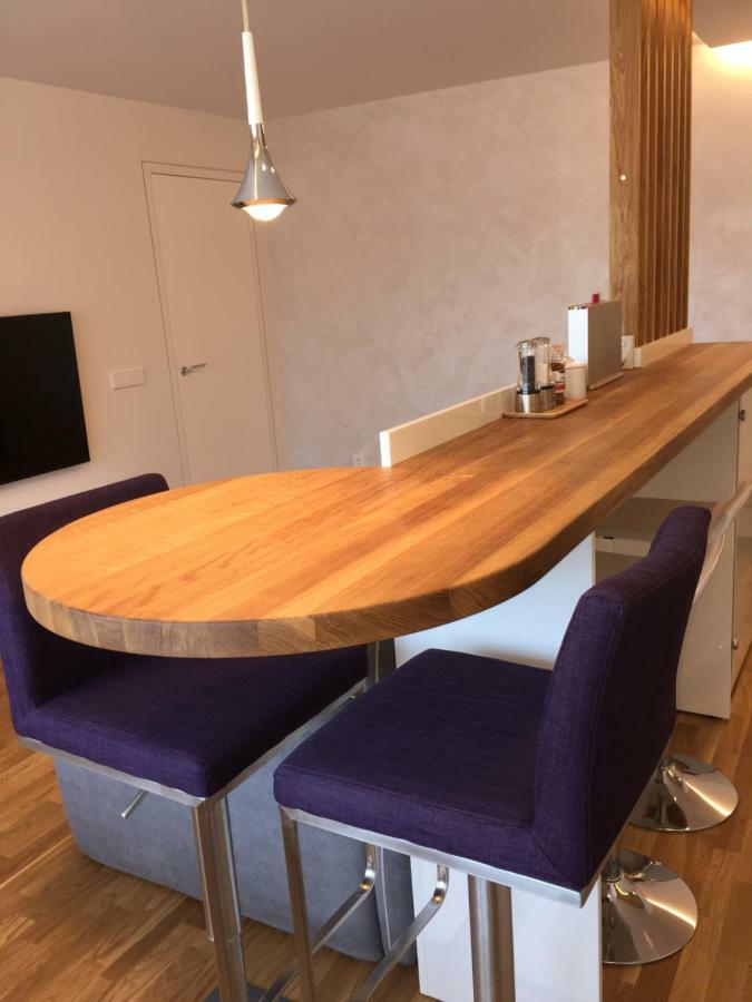 Modern City Center Apartment Marijampole Ngoại thất bức ảnh